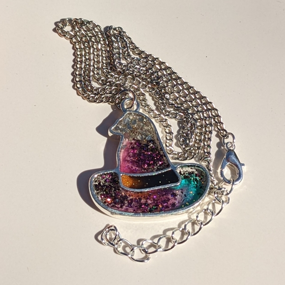 Wicked Witch Necklace Handmade Spooky Halloween Sparkly Glitter Purple - Picture 6 of 8